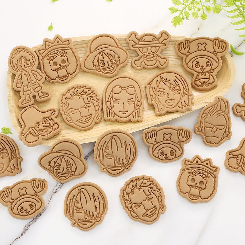 One Piece Backform Luffy Zoro  – Kitchen Baking Items Bewertung und Preis